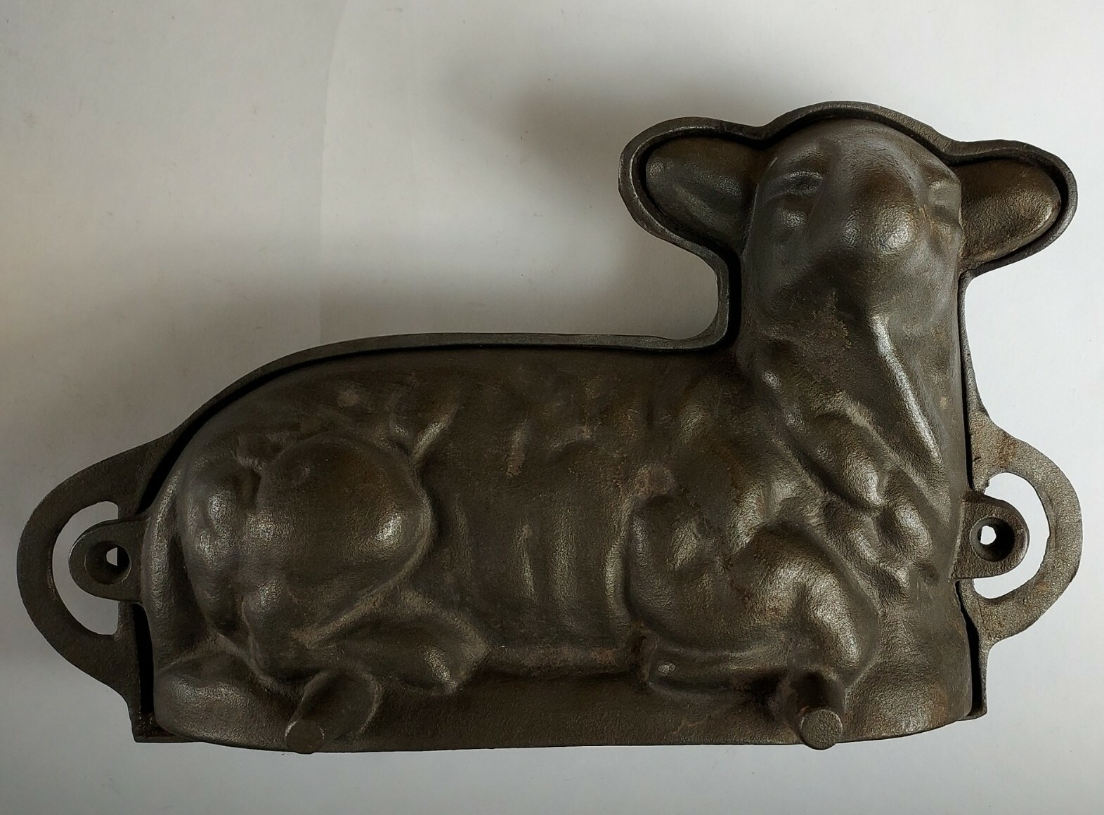 Cast Iron Lamb Sheep Cake Candy Chocolate Mold Baking 2 Pieces Vintage Antique