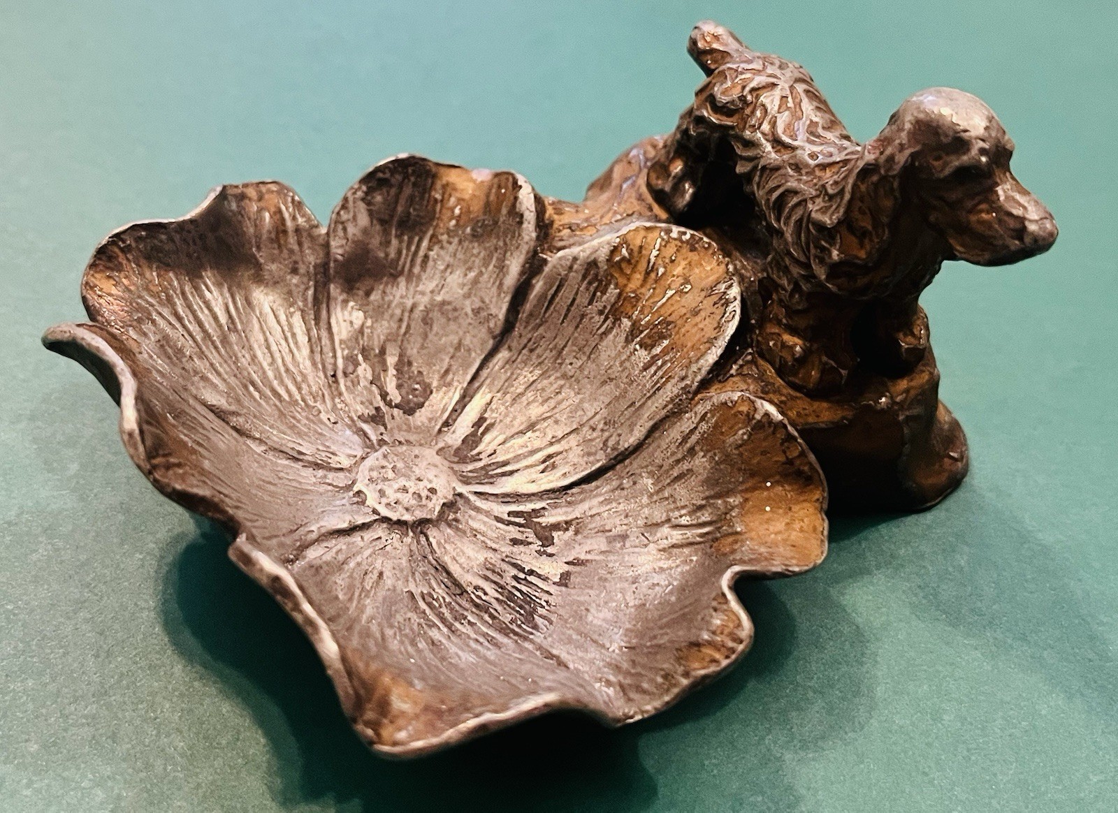 Vintage Cast Metal Springer Spaniel Next to Poppy Flower Trinket Dish Ash Tray