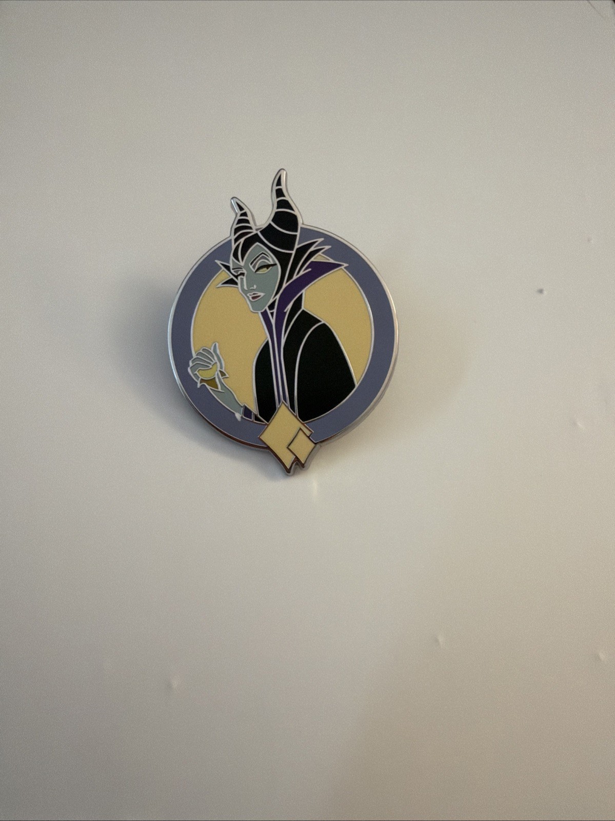 Maleficent Enchanted Ensemble Sleeping Beauty Mystery 2026 Disney Parks Pin