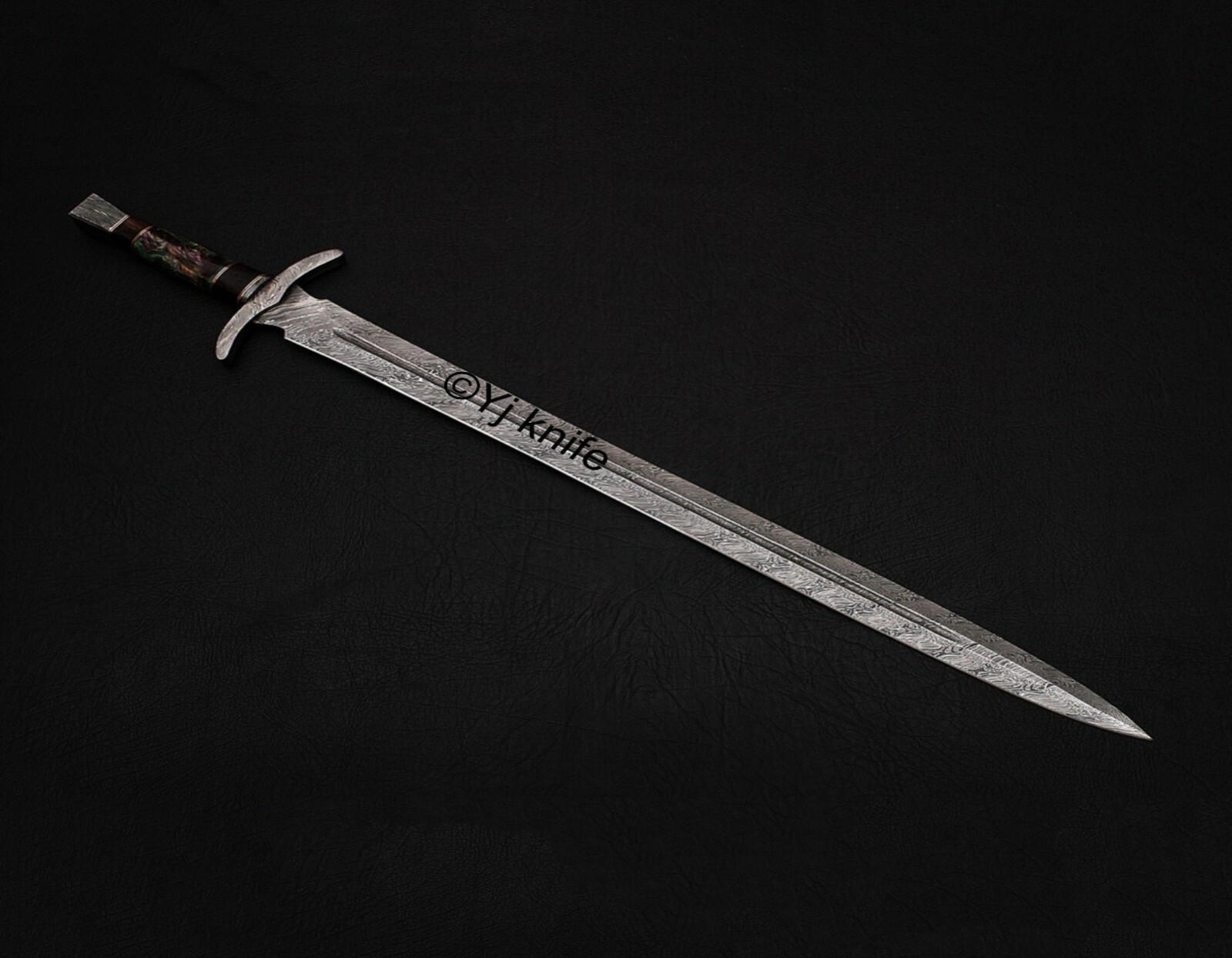 BEAUTIFUL CUSTOM HANDMADE 33 INCHES DAMASCUS STEEL HUNTING SWORD WITH SHEATH