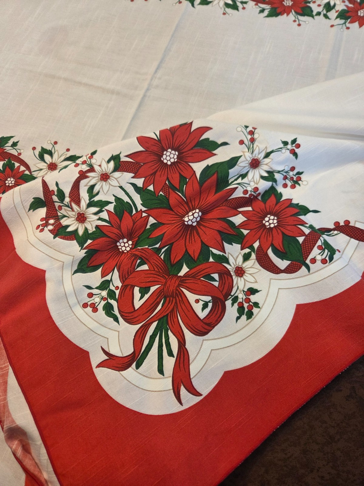 Vintage Stamped Polyester Cotton Blend Tablecloth 82″ x 60″ Poinsettia Christmas