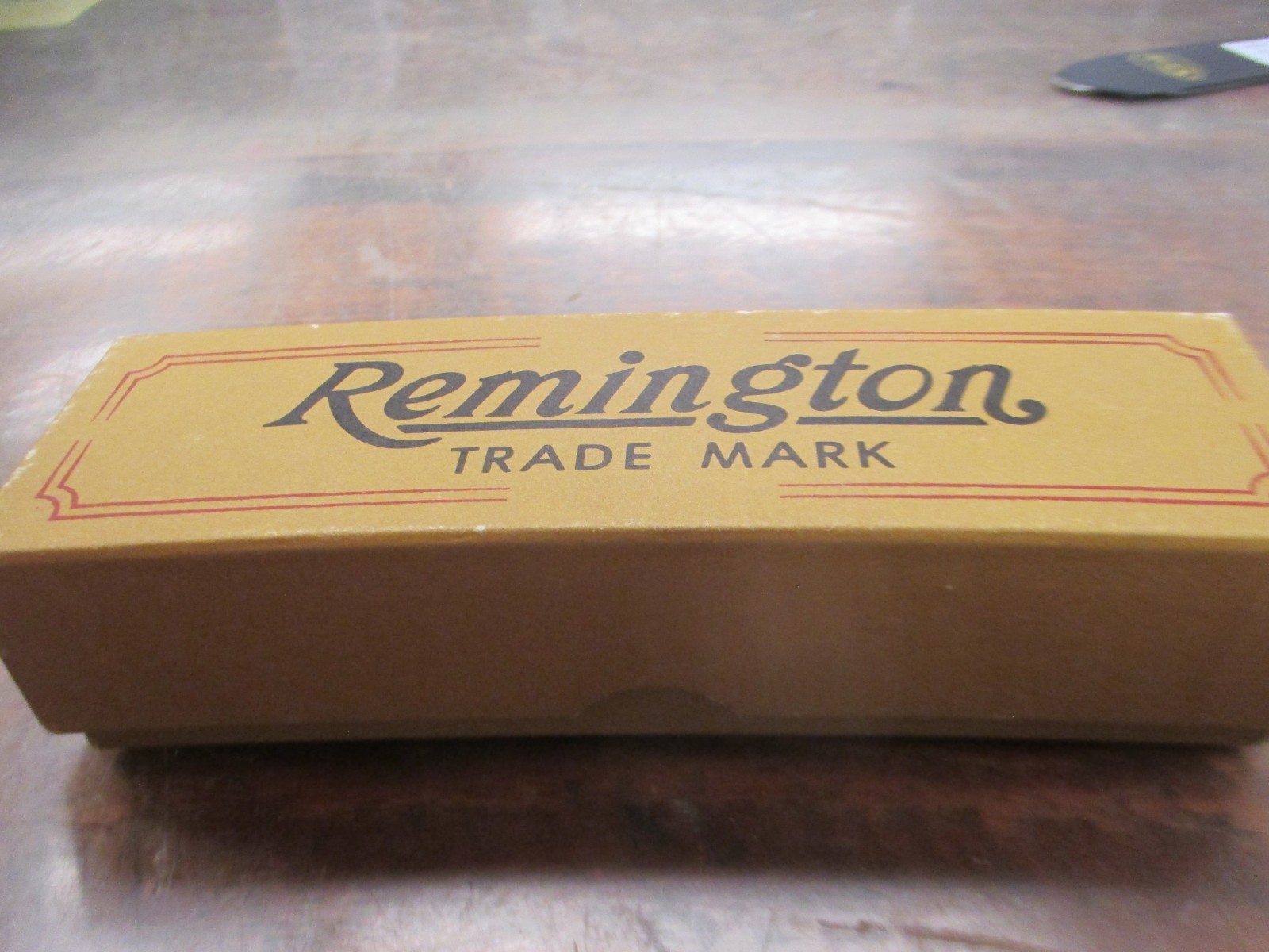 1985 Remington USA # R4353 , The Woodsman Bullet Pocket Knife w/ Box & Papers