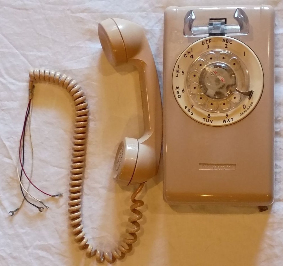 VTG Rotary Dial Wall Telephone Stromberg Carlson Beige Tan Bell Phone 554