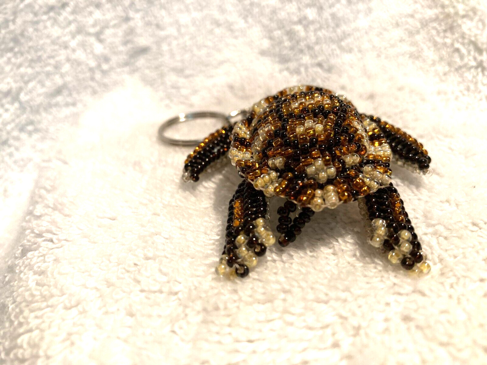 Glass Beads Sea Turtle Key Chain 3/4″ Thick x 2 3/4″ x 2 1/4