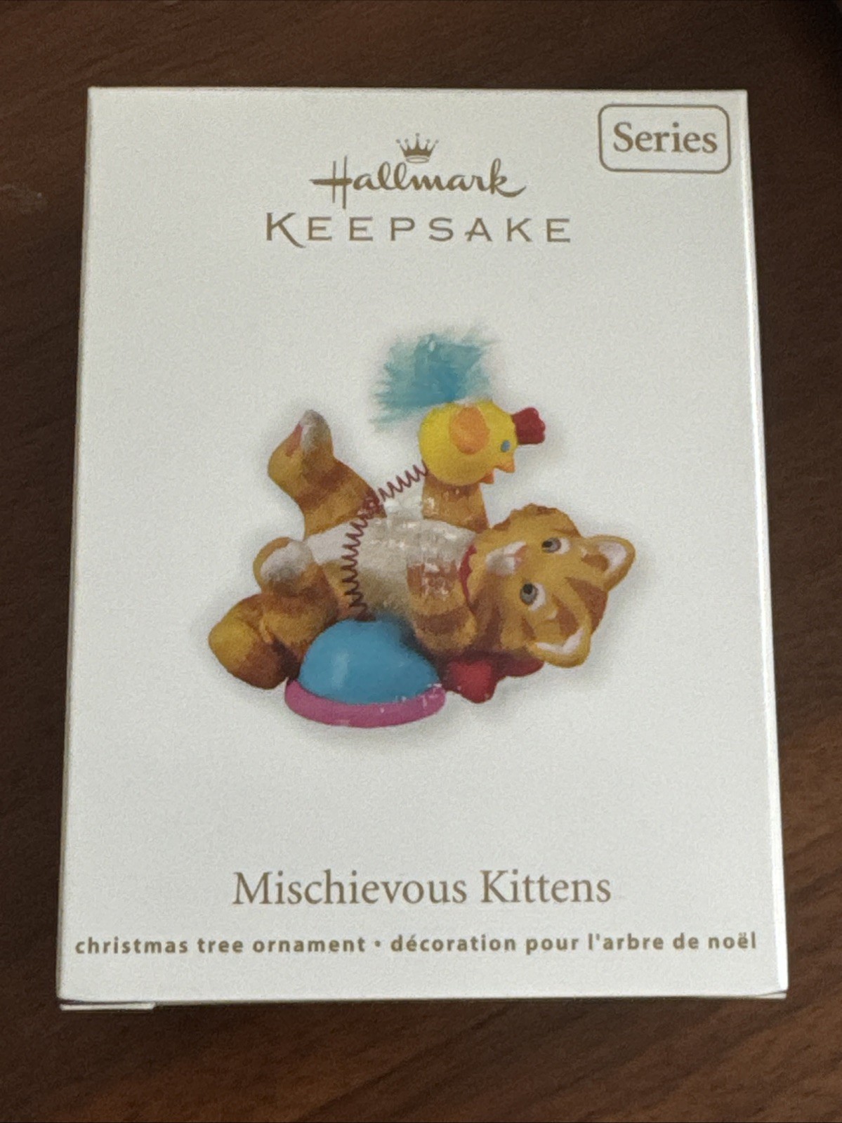 HALLMARK 2011 MISCHIEVOUS KITTENS SERIES ORNAMENT