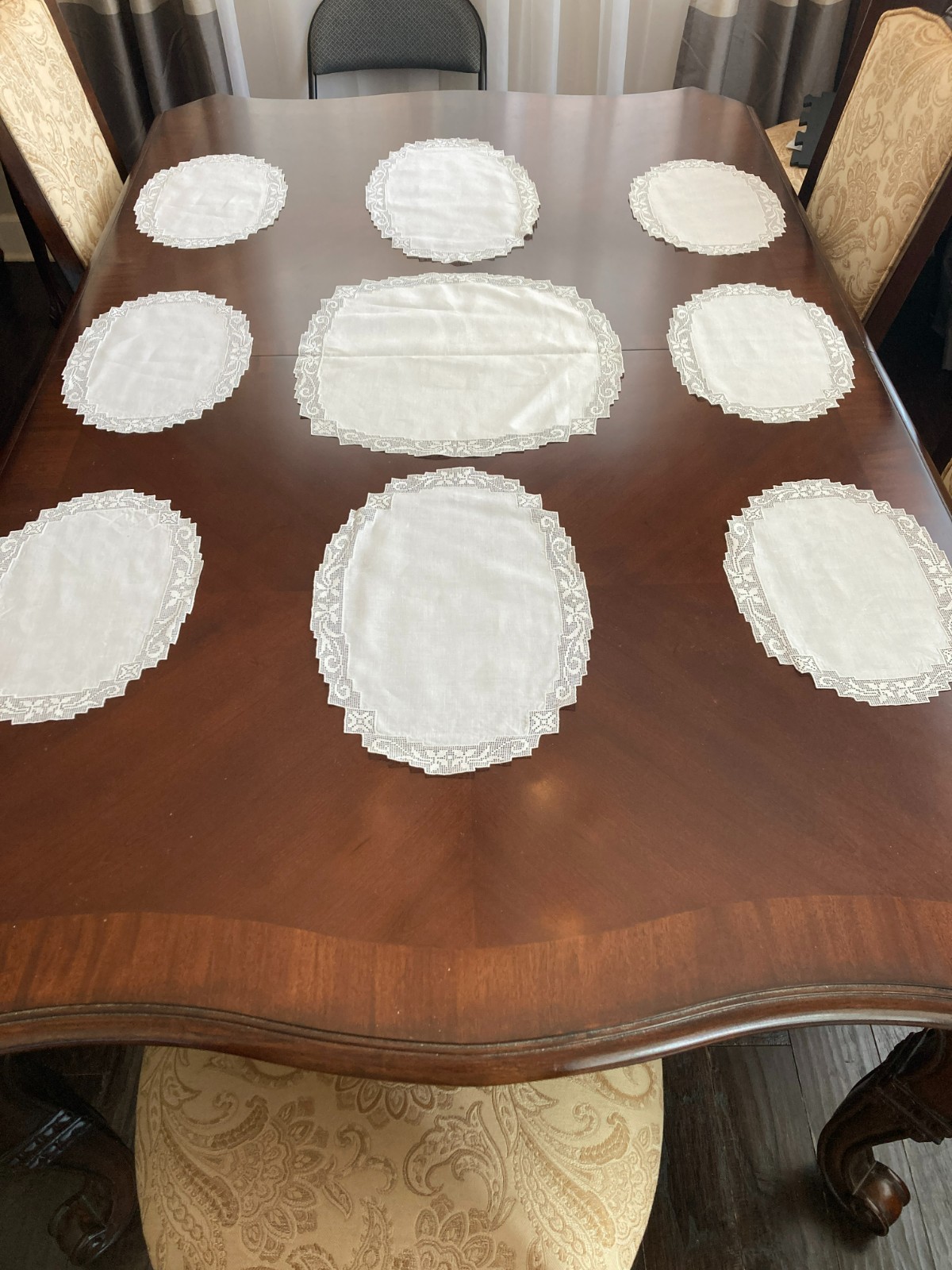 9 VINTAGE FINE LINEN OVAL TABLE PLACEMAT WITH HAND MADE LACE
