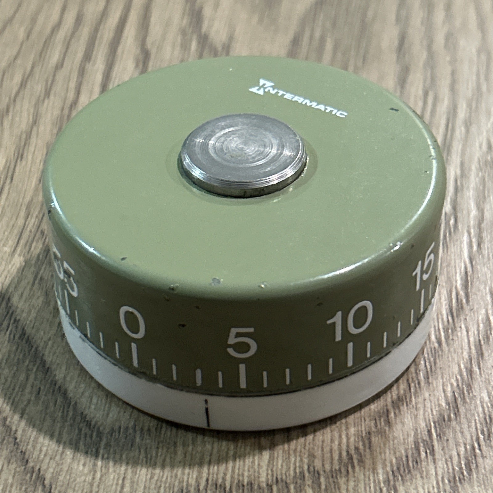 Vtg Avocado Green Intermatic Mechanical Kitchen Timer Retro Kitsch