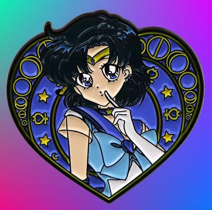 Sailor Moon (Set Of 5) Heart Shaped Metal Enamel Pins (Brand New) (SEALED).