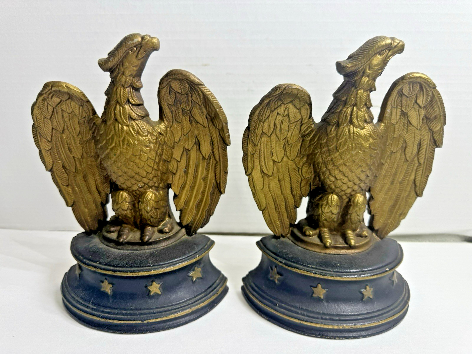 Pair Vintage Bookends Cast Metal American Eagle Black & Gold Stars