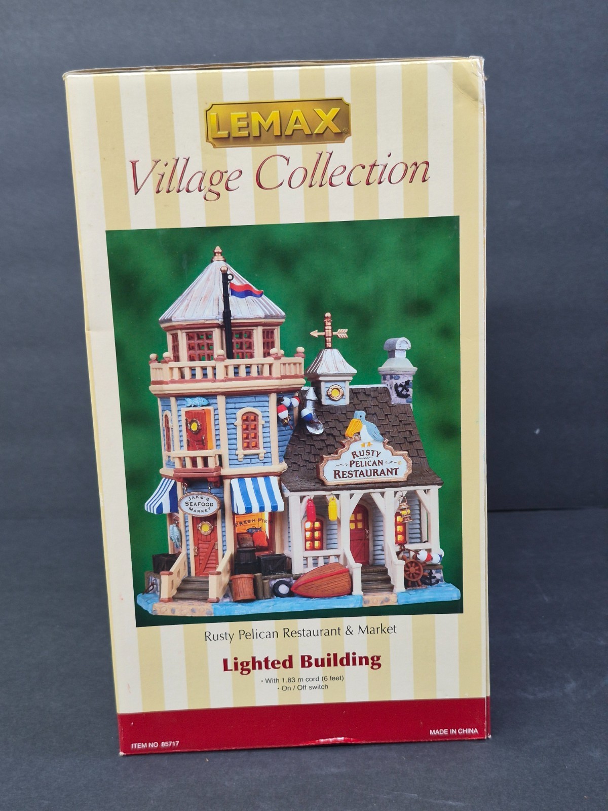 LEMAX Plymouth Corners Rusty Pelican Restaurant Lighted Village Building