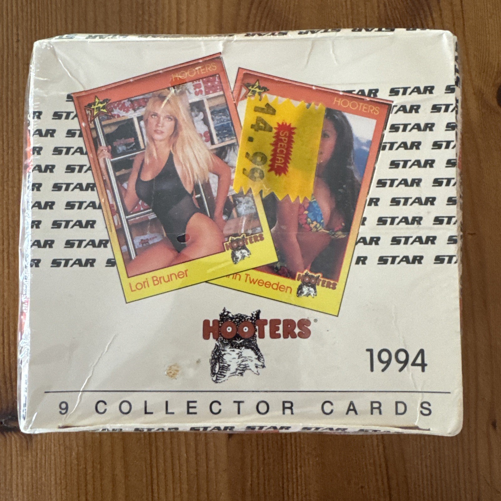 1994 Hooters Calendar Girls Collector Cards Box – Factory Sealed