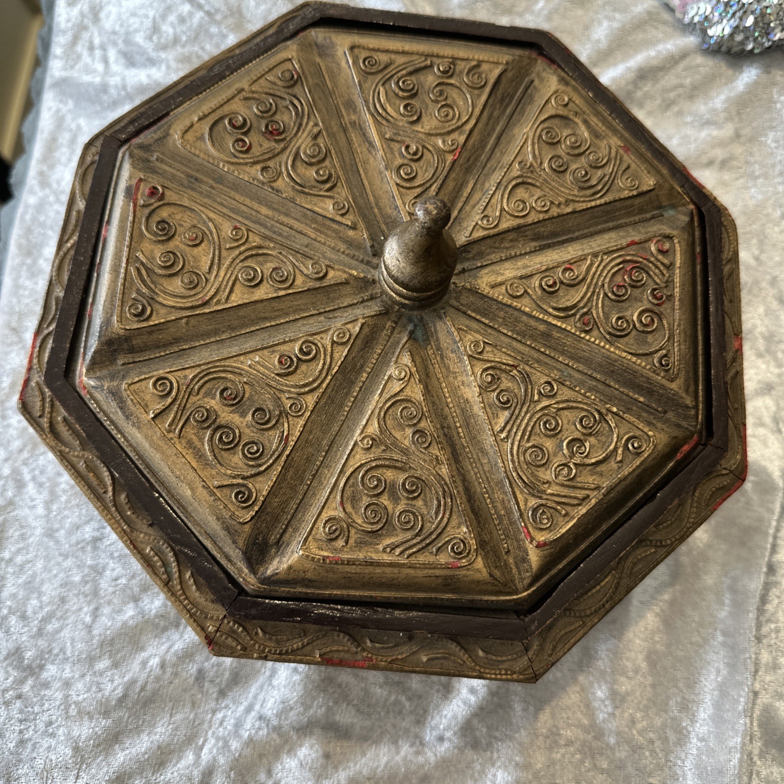 Vintage Wooden Tinket Box Brown And Gold With Patina Distress Look 29” Diameter