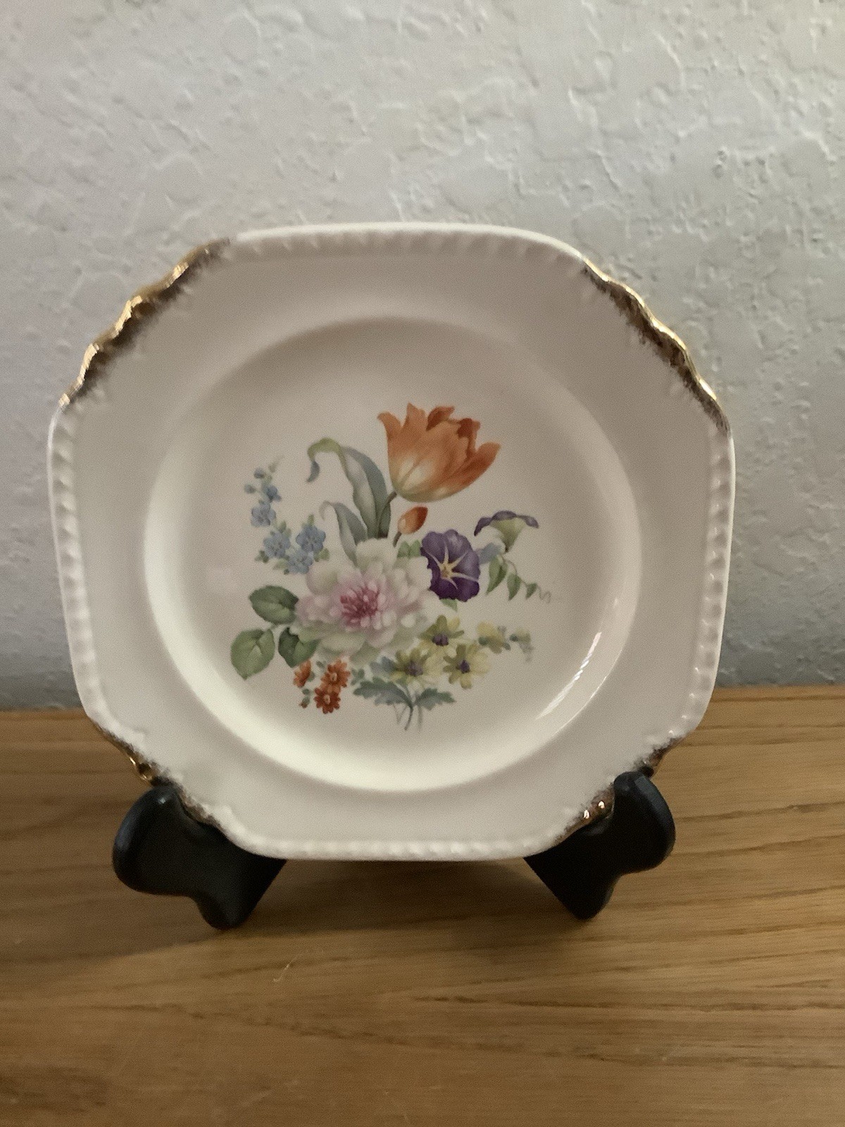 Salem Rust Tulip Luncheon Plate 22-24K Gold Trim