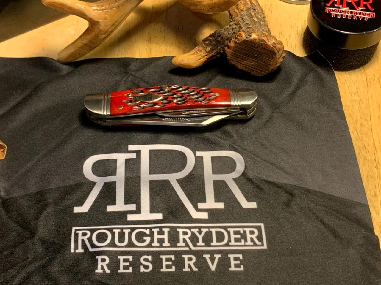 Rough Ryder Reserve Red Jigged Bone Splitback Whittler 3 5/8″ Pocketknife RRR047