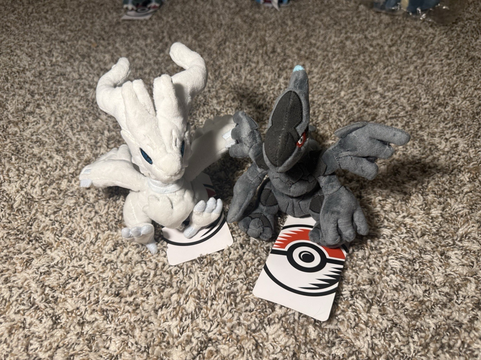 Reshiram & Zekrom Set Of 2 Pokemon Center Exclusive Sitting Cuties Plushies