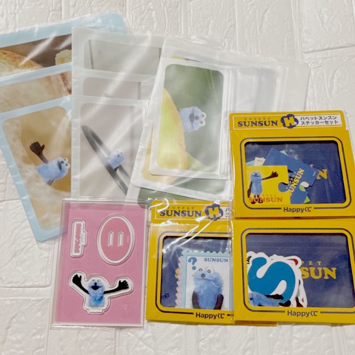 Happy Kuji SUNSUN Puppet Set E F H Prizes Zipper Bags Acrylic Stands Stickers
