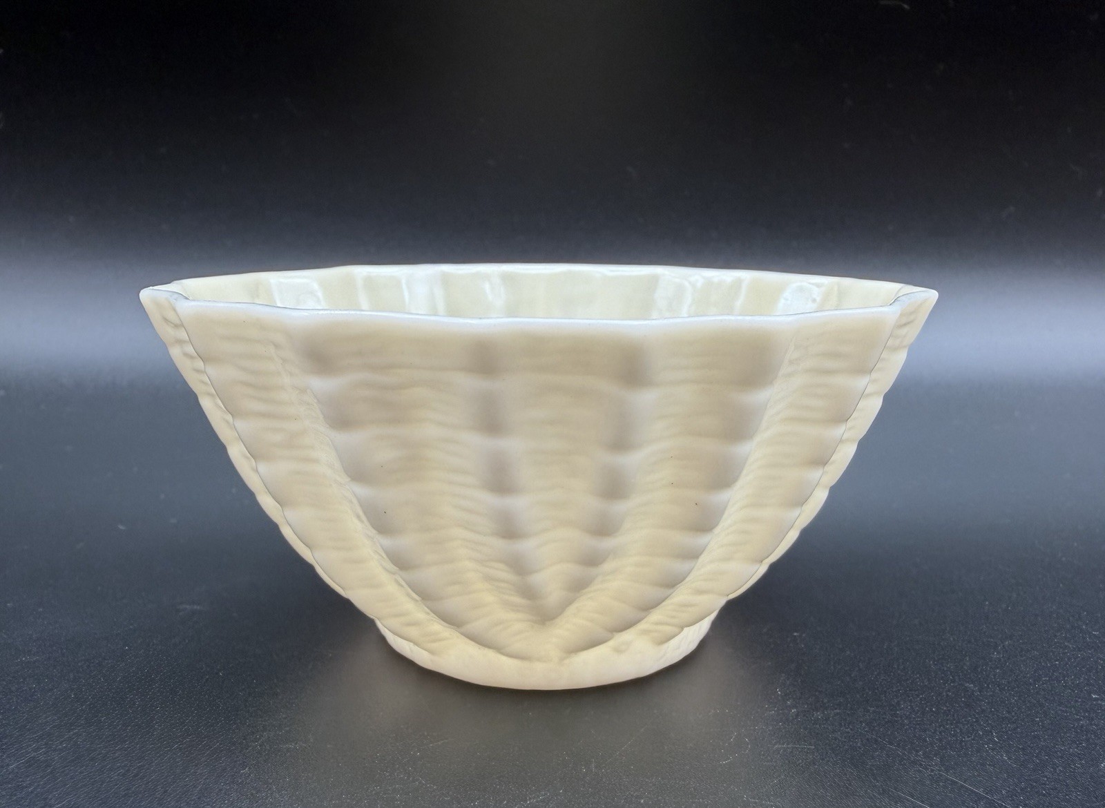 Belleek Irish Porcelain Double Shell Open Sugar Bowl 3.5” Vintage 1955-1965