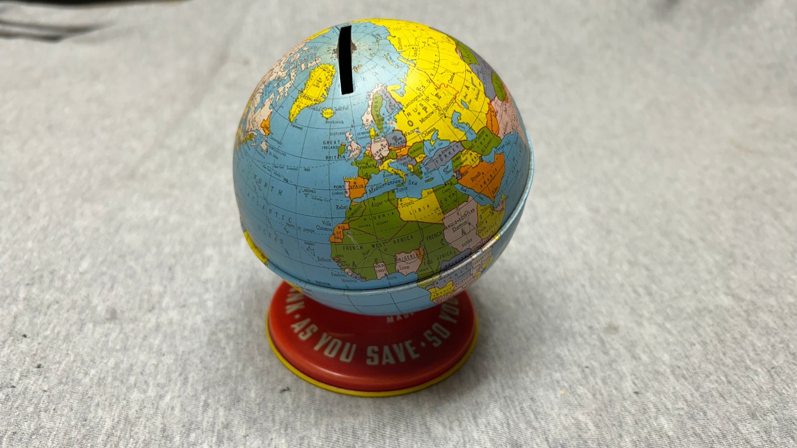 Vintage Ohio Art Co. World Globe Bank With Plug Piggy Bank USA Tin Collectible
