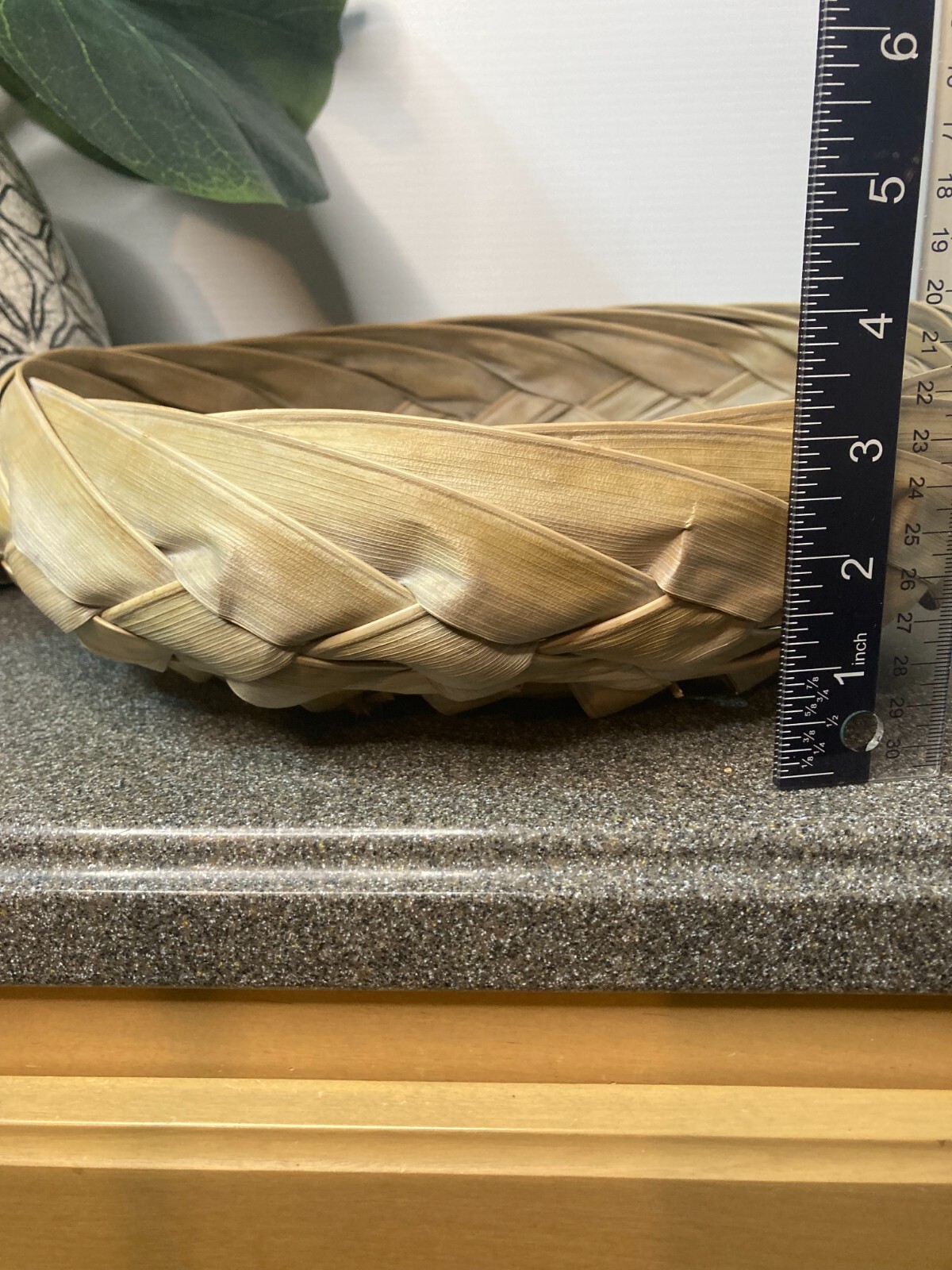 Set of 2 Handmade Palm Leaf Woven Baskets ~ 11″ Round and 13″x11″ Oval