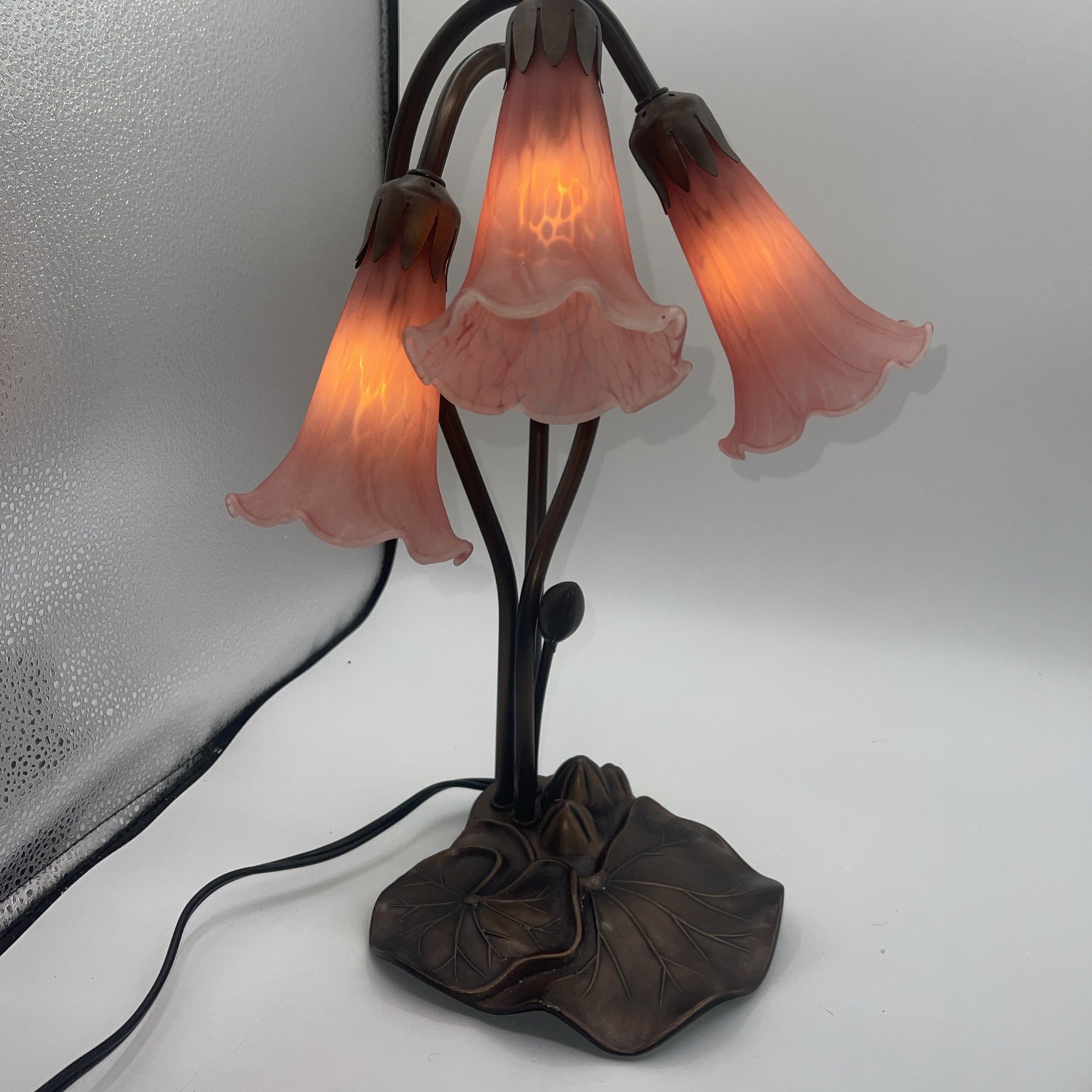VTG Tiffany Style Lily Pad Table Lamp 3 Arm Pink Frosted Tulip Shades Works!