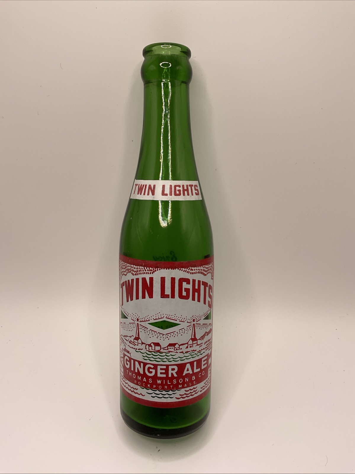 Twin Lights Beverages QUART Clear Glass Bottle Green Label Rockport Mass ACL