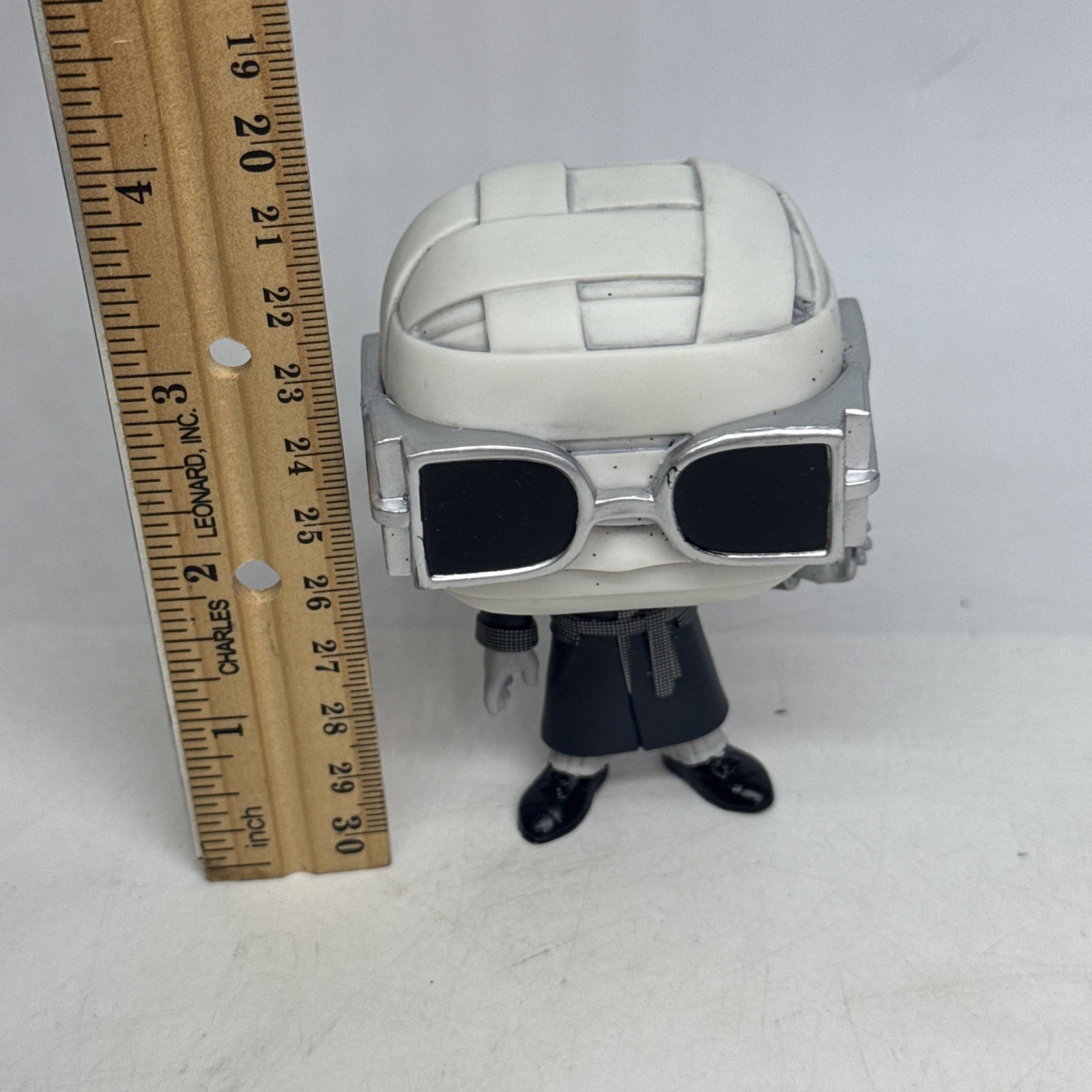 The Invisible Man (black & White) 608 Loose Funko Pop Figure