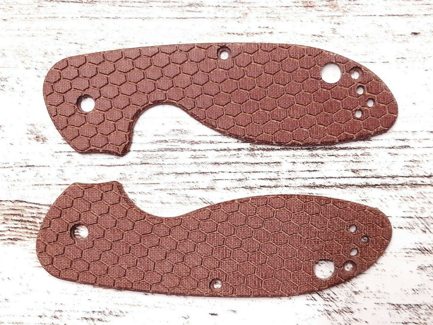 Spyderco Efficient Micarta Scales Honeycomb surface (handles only)
