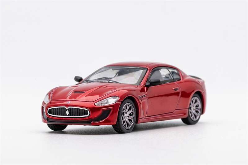 DCT 1:64 Maserati Gran Turismo Coupe Hardtop Diecast Model Car – Perfect for Car