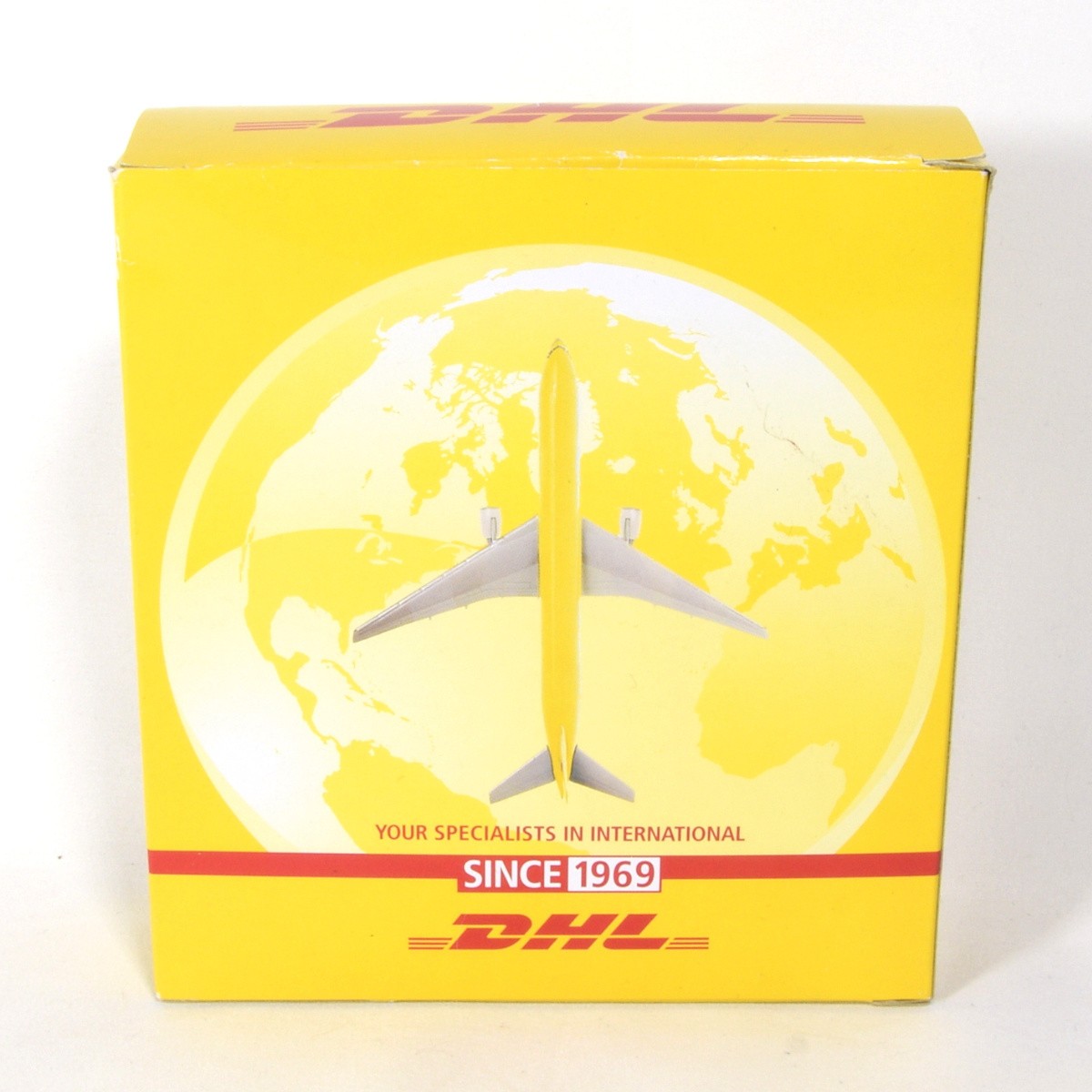 DHL Boeing B 757-200 1:400 Scale Die Cast Model Airliner Cargo Transport NEW