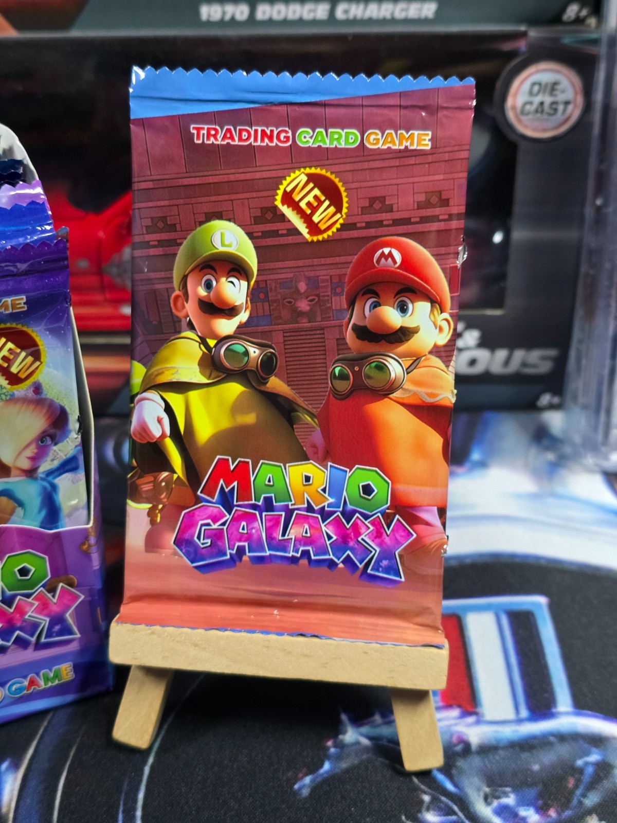 Super Mario Galaxy – Trading Card Game (1 Pack) – Desert Mario & Luigi (7 Cards)