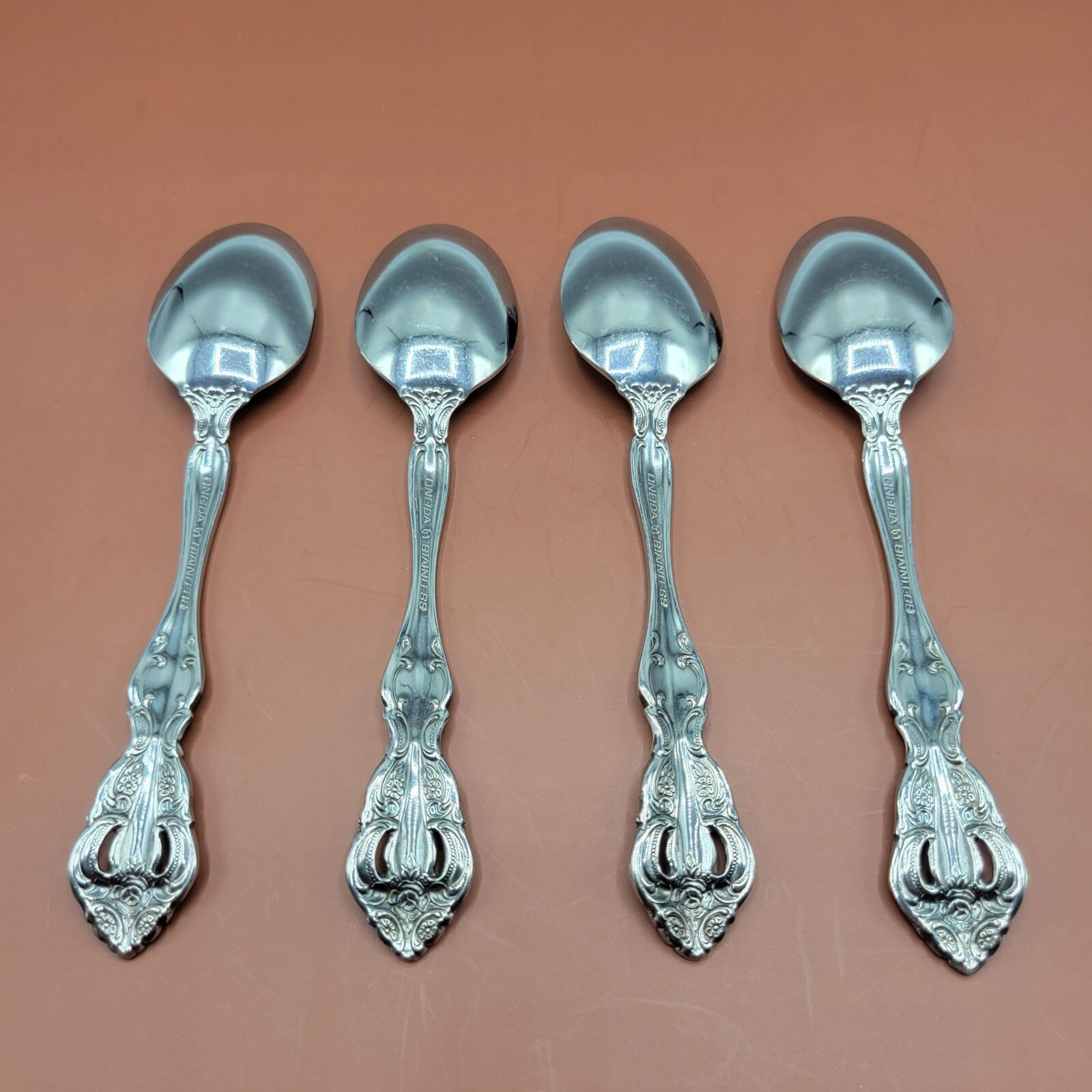 Vtg Set Of 4 Imperial Intl Chalmette Oval Soup Spoon Floral Design Korea 7 1/8in
