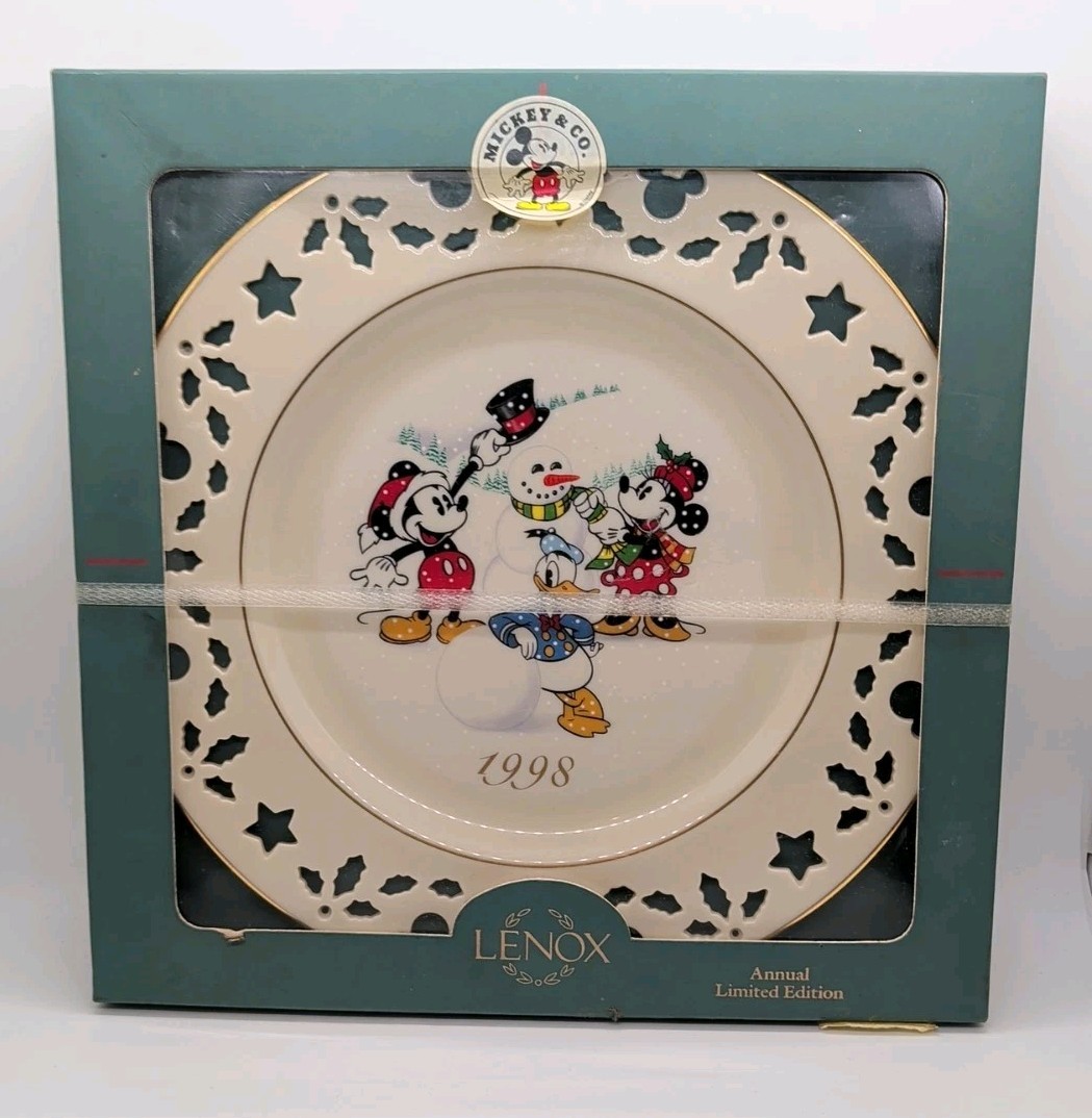LENOX Mickey Mouse 1998 Christmas Snowman Plate AMERICA 1998 10.75″ NEW In Box