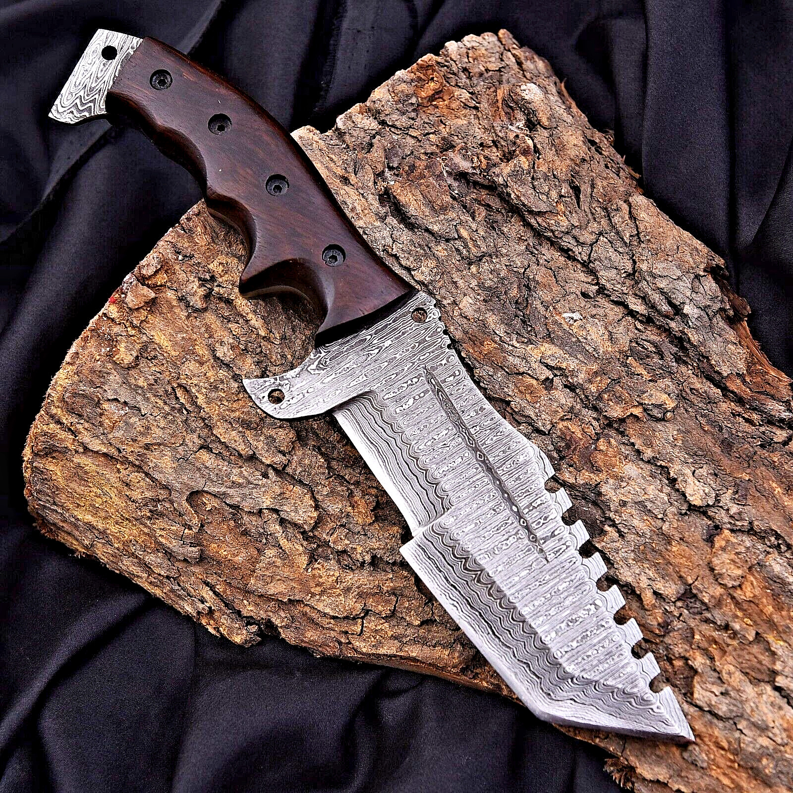 CUSTOM MADE HAND FORGED DAMASCUS STEEL HUNTING TRACKER KNIFE /LEATHER COVER 2908