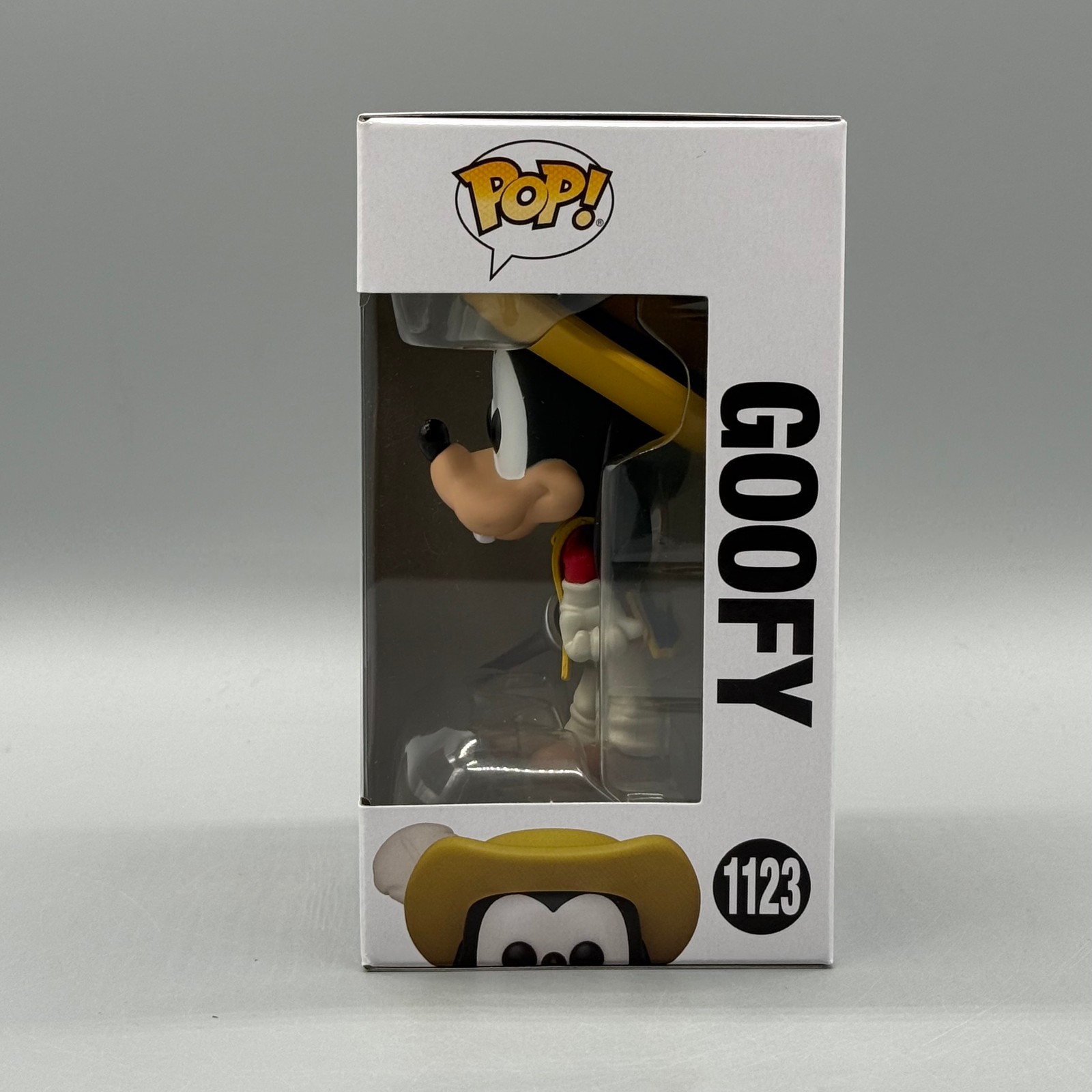 Funko Pop! Disney #1123 Goofy Three Musketeers 2021 NYCC Exclusive w/ Protector
