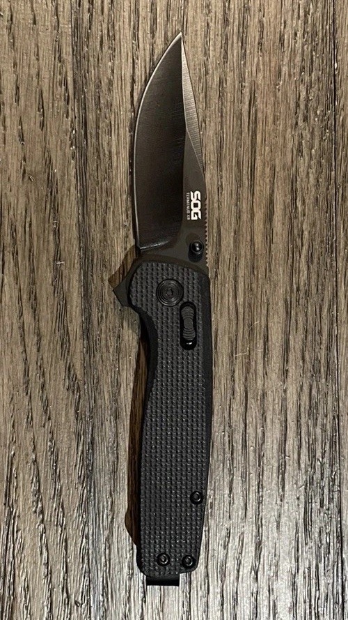 SOG Terminus XR folding Pocket Knife with Flipper & Pocket Clip Black Handle