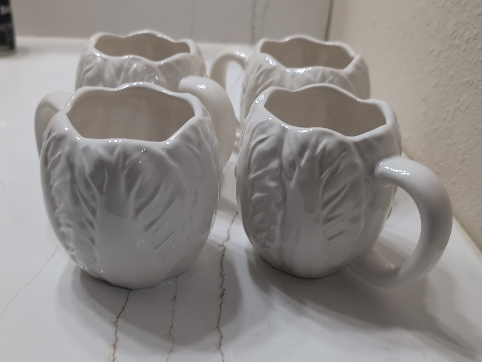 New Threshold Stoneware Radicchio Mug White – Lot Of 4 – 15 Fl oz Each, Spring