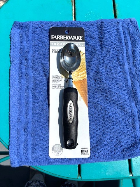 NEW Farberware Professional Ice Cream Scoop Oversized Comfortable Grip Handle