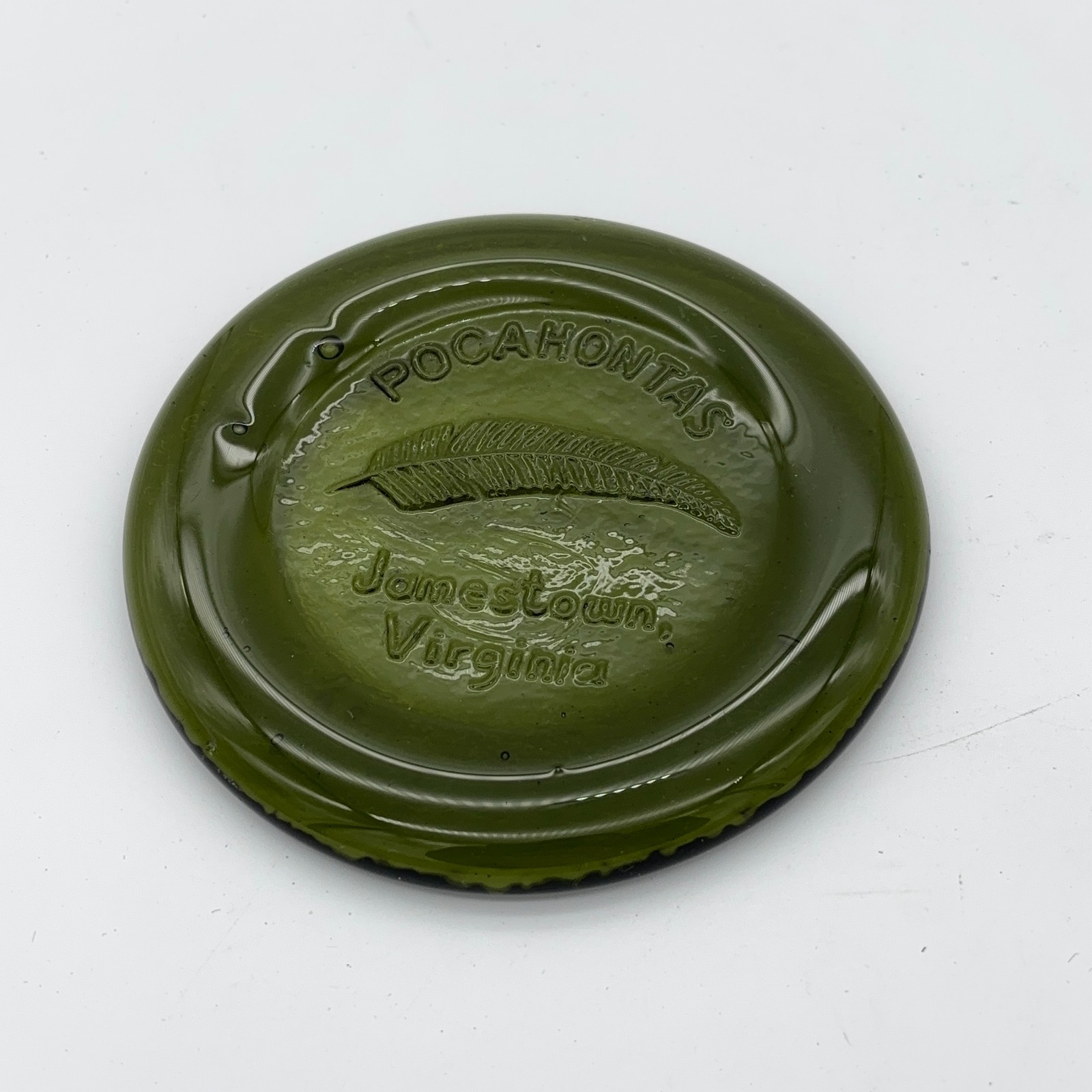 Pocahontas Jamestown Virginia Vintage Green Glass Souvenir Dish Tray 4.6 in