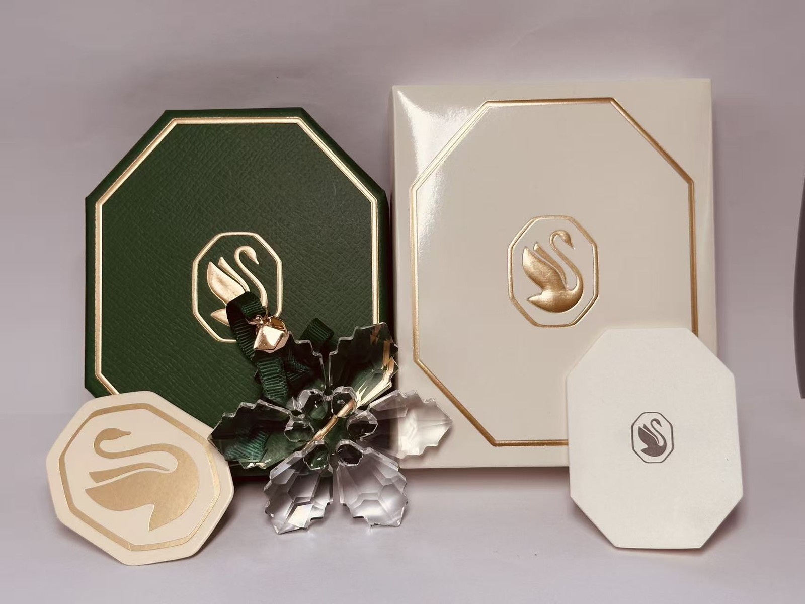 Swarovski Crystal 2026 ANNUAL EDITION LARGE CHRISTMAS ORNAMENT AUTHENTIC 5718051