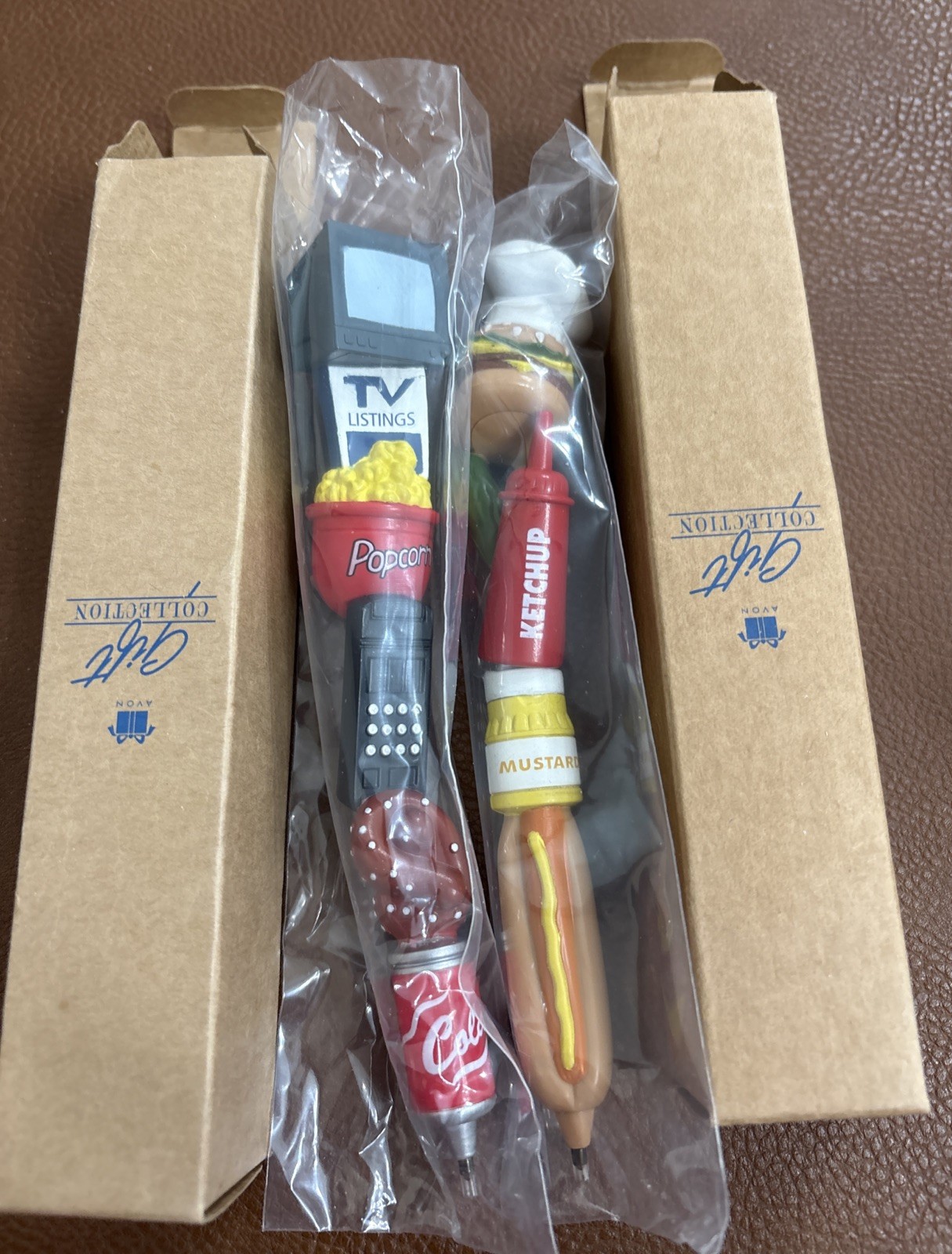 2 Avon 1994 GIFT COLLECTION Father’s Day TV & Fathers Day BBQ Pens NIB Vintage