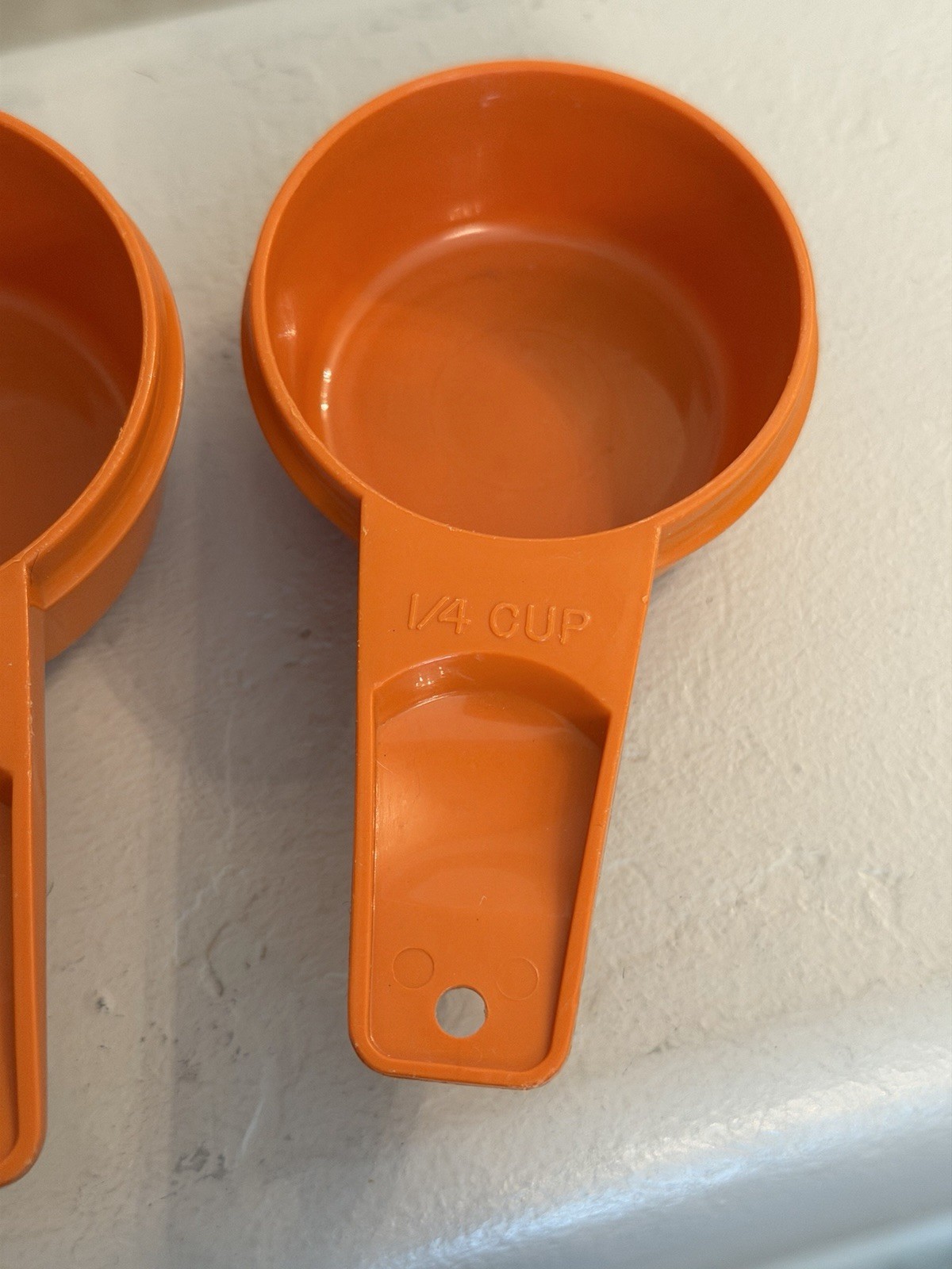 Vintage TUPPERWARE Orange Graduated Measuring Cups 6pc Set 1/4 to 1 cup