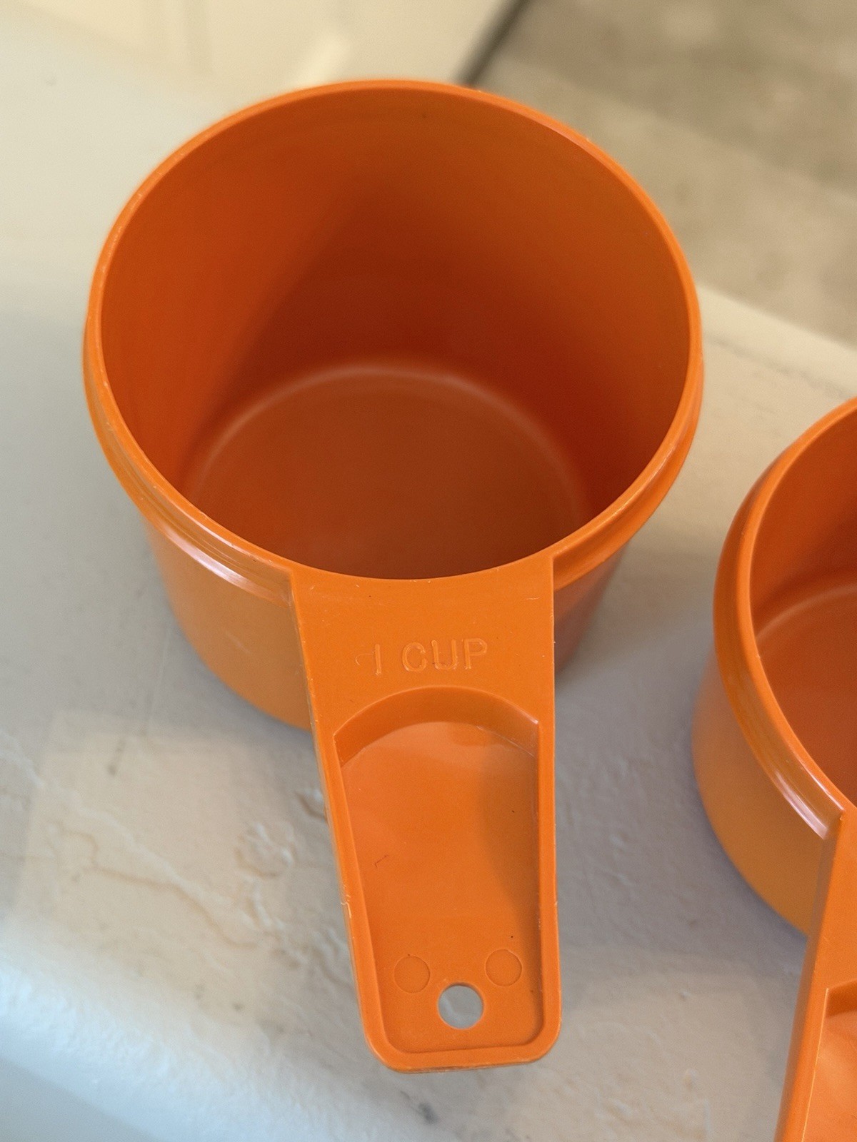 Vintage TUPPERWARE Orange Graduated Measuring Cups 6pc Set 1/4 to 1 cup