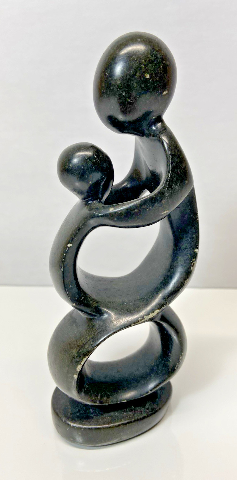 Zimbabwe Shona Soapstone Scupture Mother and Child 7 Inch