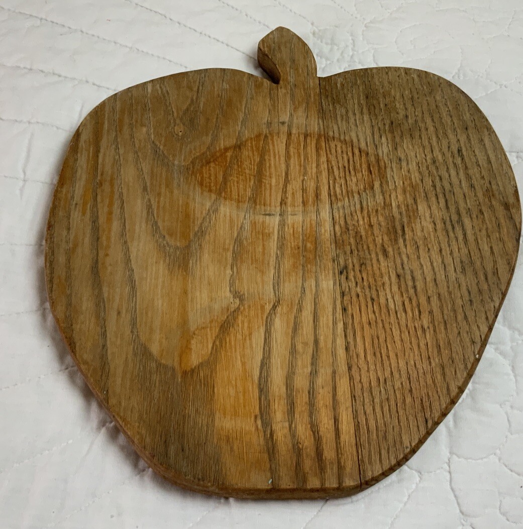 Vintage Bread Board, Apple Shape