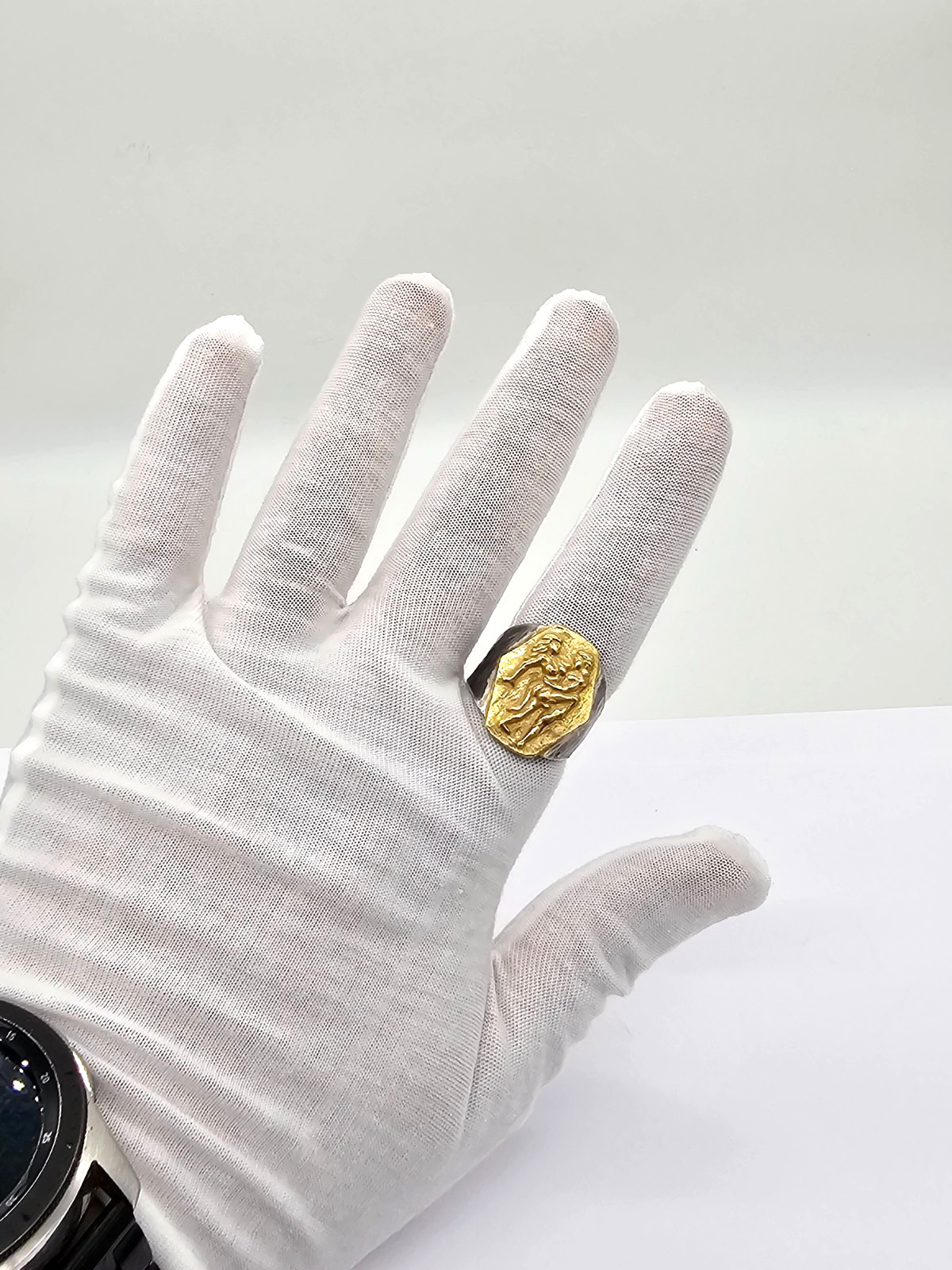 100 BC Ancient High Carat GOLD Silver Roman Greek Ring Erotic Motive Artifact