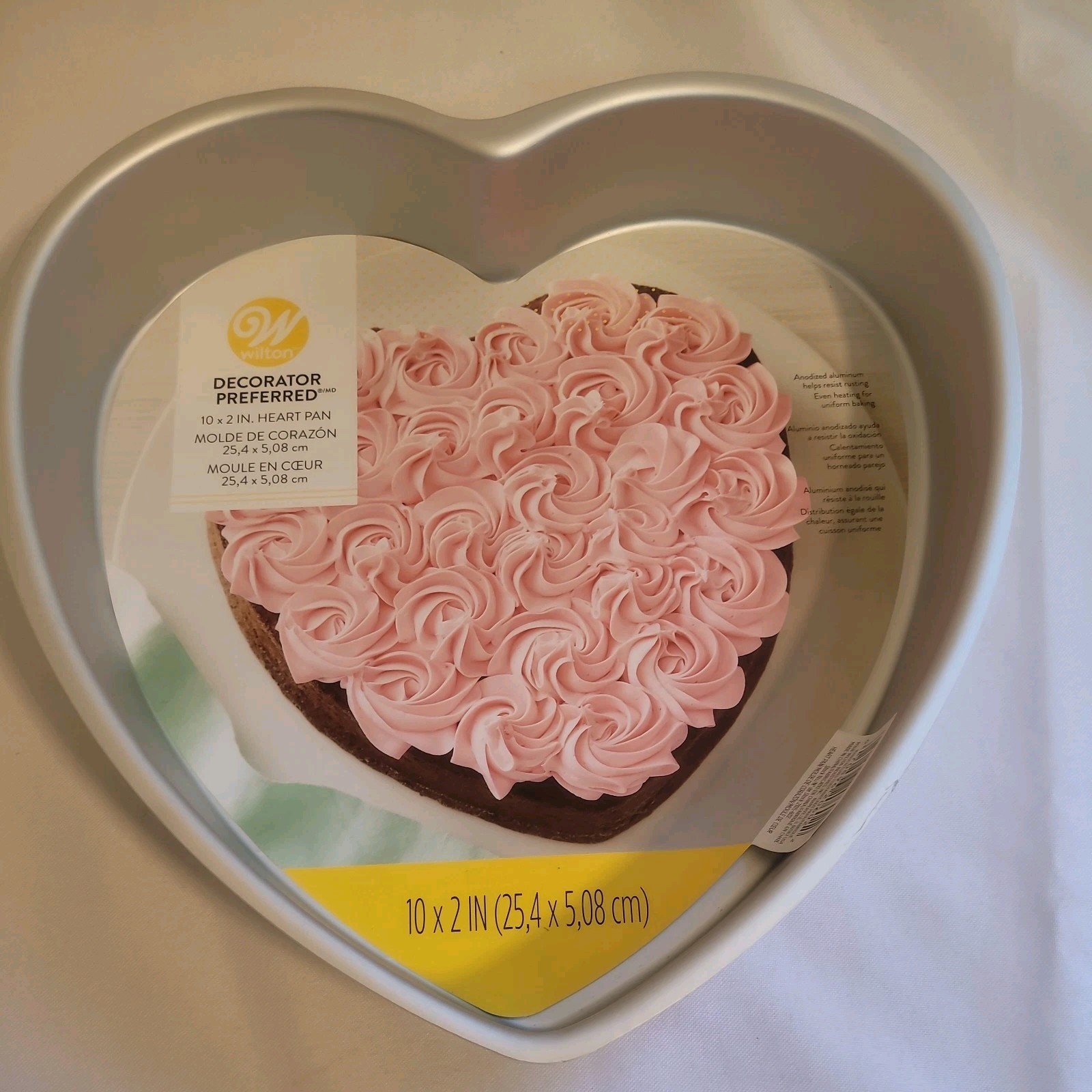 Wilton Decorative Preferred 10-Inch Heart Shaped Love Cake Baking Mold Pan New