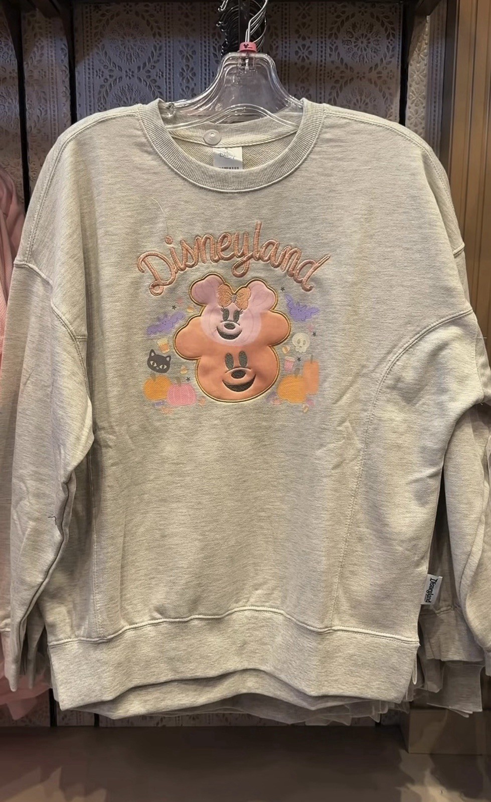 🎃 New Disneyland Resort Pastel Cutie Ghost Gray Oversized Pullover
