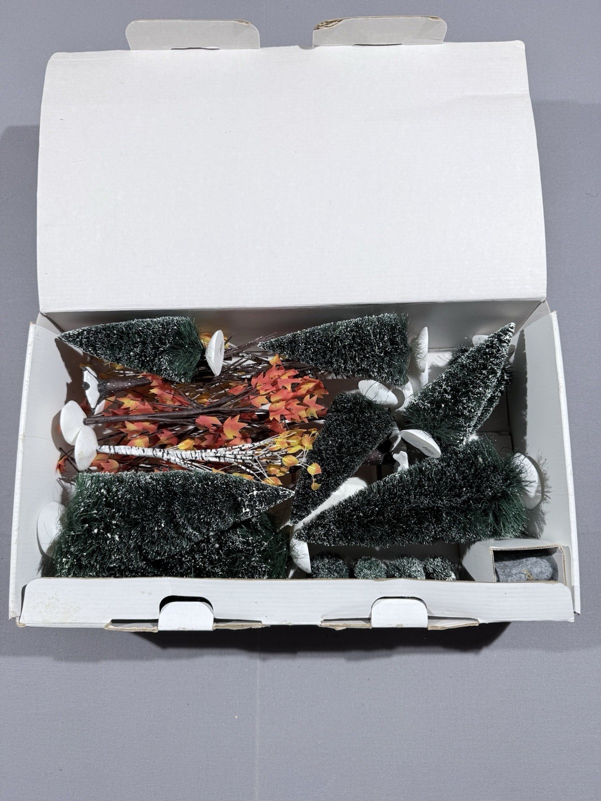 Dept 56 Village Landscape 14 Piece Set Miniature Trees & Snowy Pines No Snow