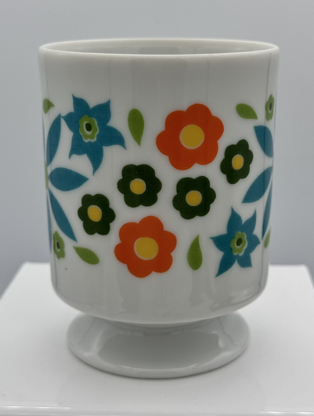 Vintage Retro Mod Flower Daisy Pedestal Mug Cup MCM Coffee 60s 70s Teal Sonnet