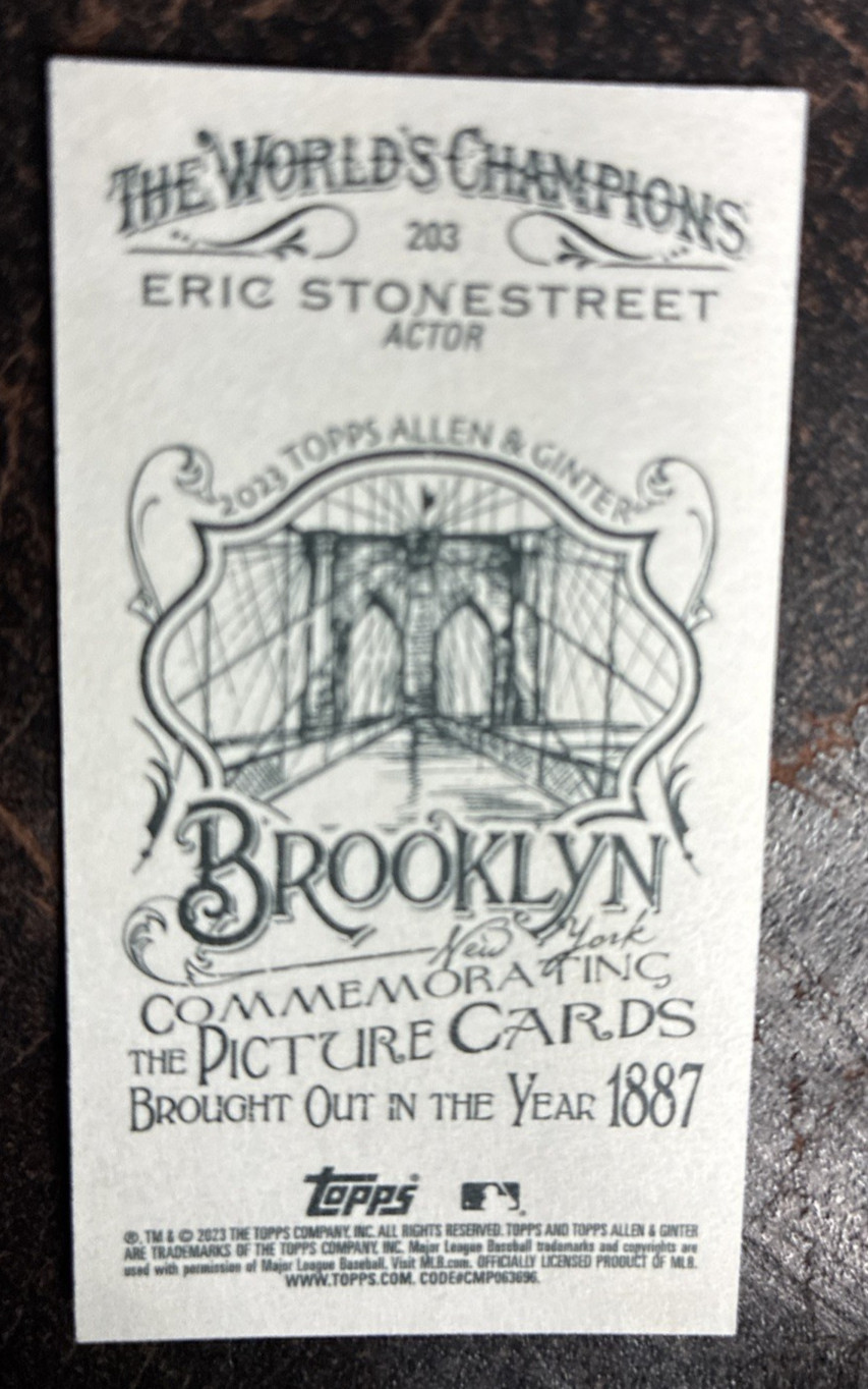 2023 Topps Allen Ginter Eric Stonestreet Mini Brooklyn Back #04/25 Modern Family